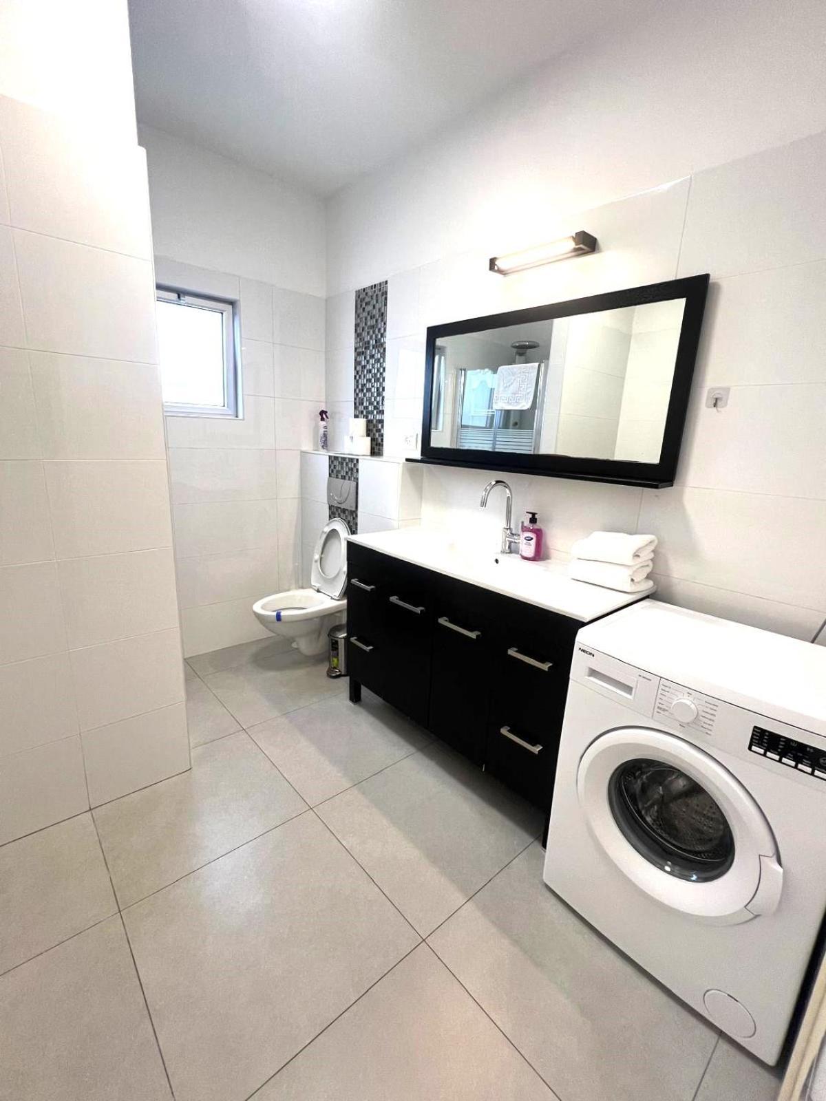 בת ים Apartments4You Maria מראה חיצוני תמונה